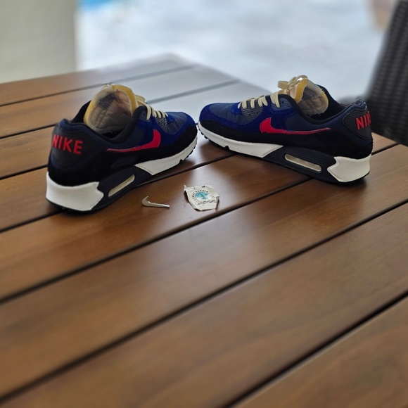 Size 13 - Nike Air Max 90 SE Running Club Deep Royal Mens Sneaker - Picture 8 of 14